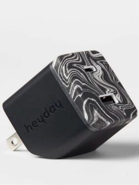 heyday Black and White Marble USB Wall Charger